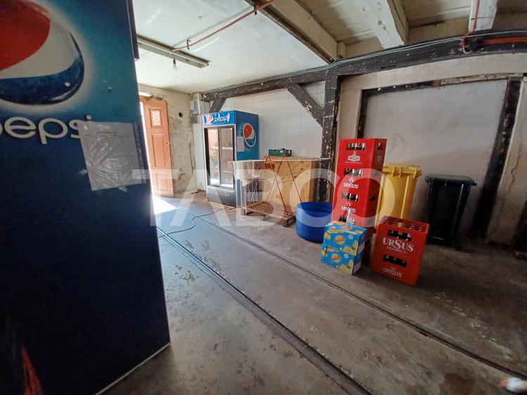 Piata Mare-Restaurant terasa si bar de inchiriat