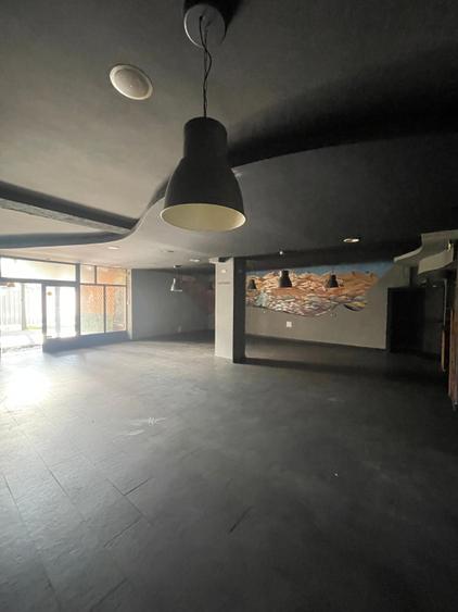 Spațiu comercial, 142 mp + terasă 40 mp, zona Central