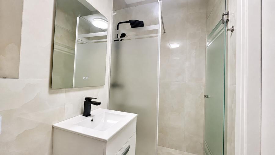 PRIMA INCHIRIERE / SUPERB / 4 CAMERE / TERASA GENEROASA