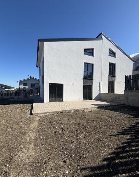 Duplex 4 camere, 120 mp utili plus 357 mp teren, 2 parcari, Zona strazii Teilor