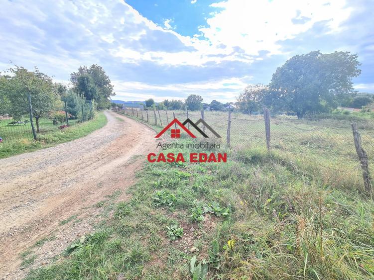 Teren intravilan in Campina--3750mp--38e