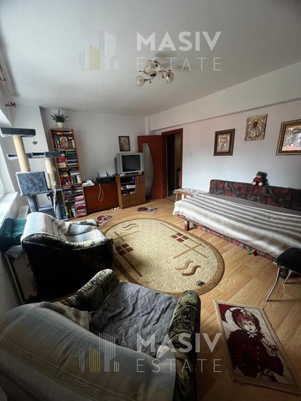 Apartament cu 3 camere de vânzare, Azuga, garaj inclus