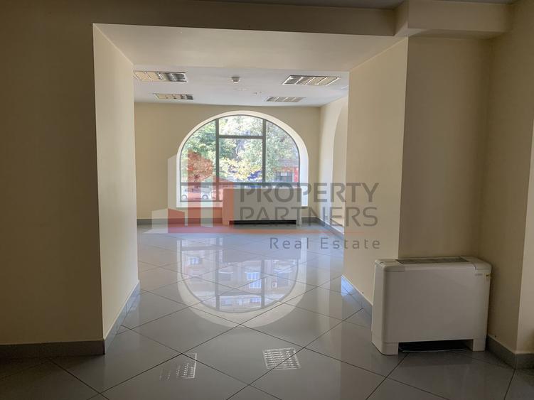Spatiu comercial / show-room, magazin central - Universitate.