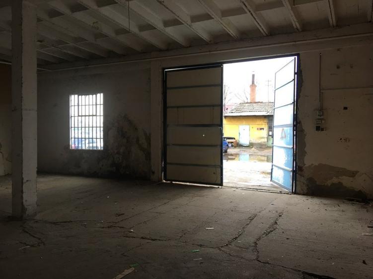 Proprietar inchiries spatiu industrial 100 mp