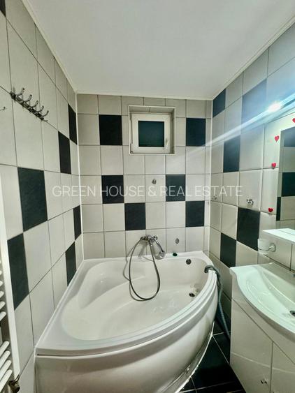 Apartament 2 camere,zona 1Decembrie - 16