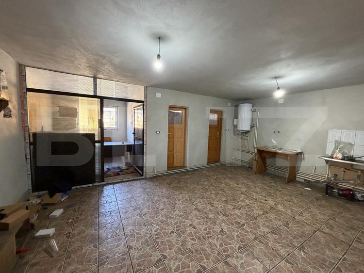Spatiu industial 800 mp si curte 3800 mp, zona Pestisani