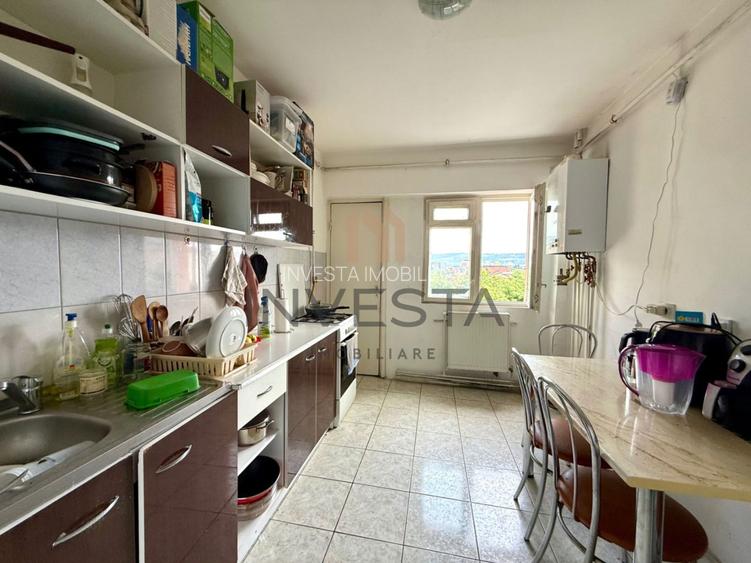 Apartament cu 4 camere decomandate, etaj intermediar, zona Marasti - 3