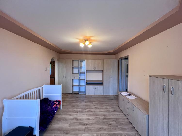 Apartament 2 camere, 43 mp, mobilat/utilat, etaj 4/5 - zona Lipovei