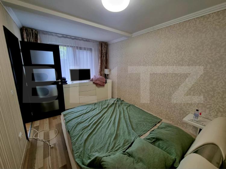 Apartament de vanzare, cu 3 Camere, semidecomandat, 120mp, Tudor Vladimirescu