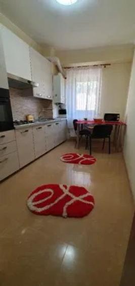 Apartament 1 camera, decomandat, zona Centru - Palas