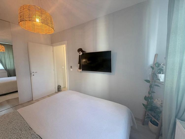 Vanzare apartament 2 camere Hils Pallady