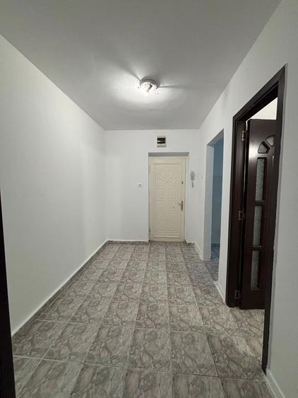 Garsoniera de inchiriat | Ideala pentru spatiu comercial | Bd.Timisoara