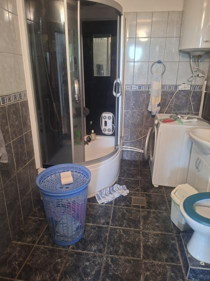 Casa tip duplex cu 2 apartamente P+1+M, 229.40 mp, zona Targsoru Vechi