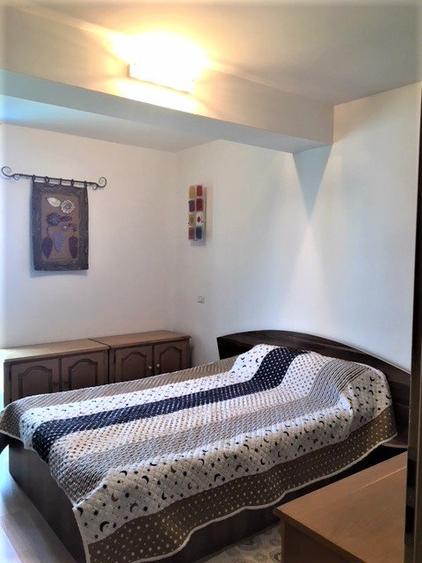 FOR STUDENTS 3 camere , St. Vlas (Piano Bar), 600 euro/luna