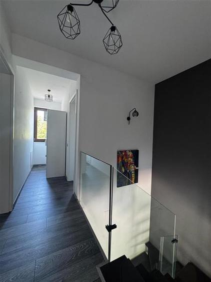 Casa Tip Duplex , situata in cartierul Dambul Rotund!