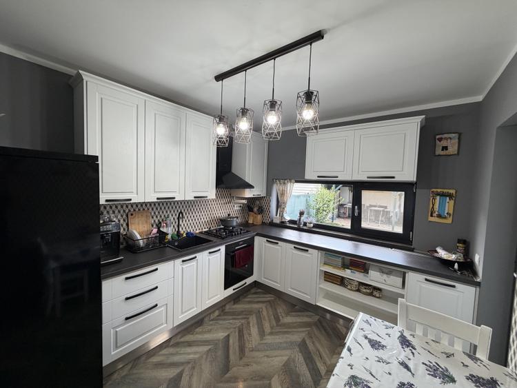 Casă Exclusivistă | 188 MP | 4 Camere | Teren 414 mp | Zona LIDL - Cetate
