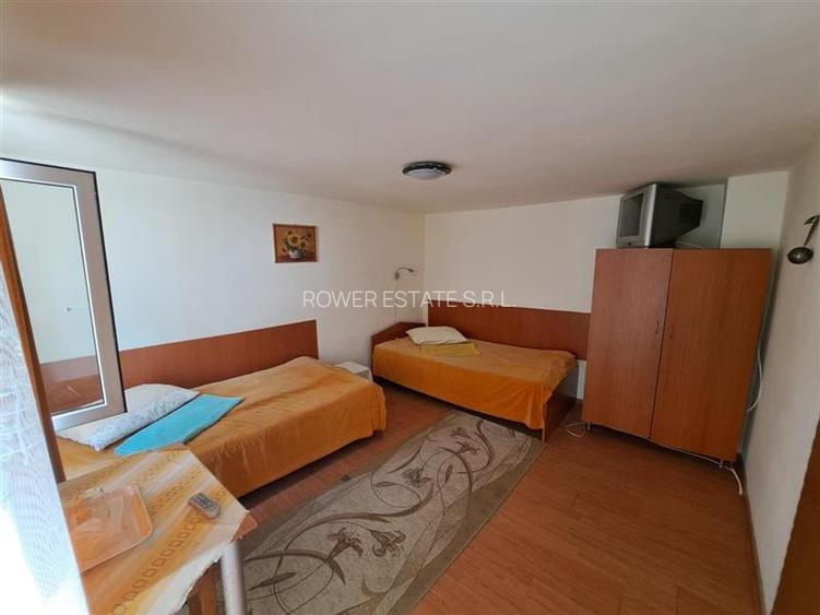 Casa individuala, 8 camere, situata in cartierul Dambul Rotund! - 6