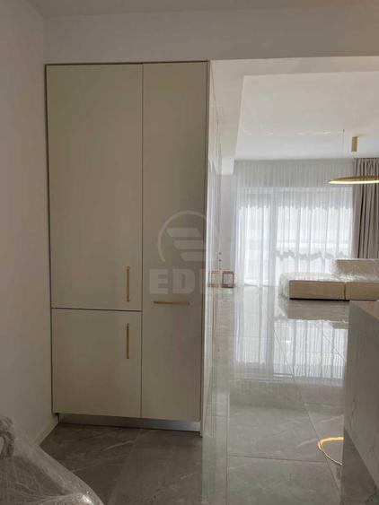 Casa individuala cu garaj si terasa 30mp zona Dumitru Mocanu