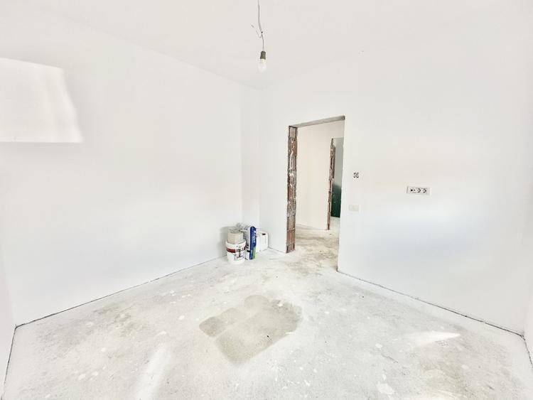 Duplex modern - 4 camere - 102 mp - Separat prin casa scarii - Mosnita