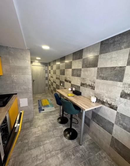 Apartament 2 camere Bd. Unirii - renovat complet