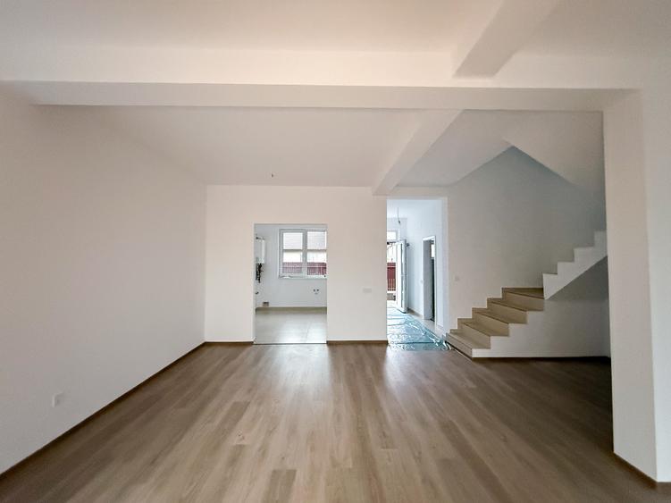 Duplex Sanpetru Toate Utilitatile 119 Utili 292 mp Teren