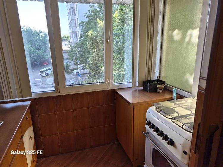 Apartament 3 camere, decomandat, Lapus - 4