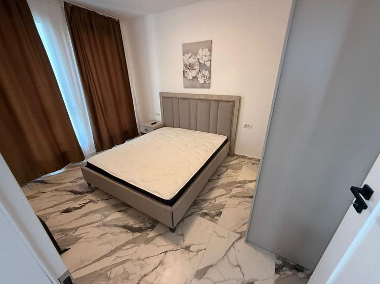 Apartament modern, prima închiriere, complet nou balcon generos