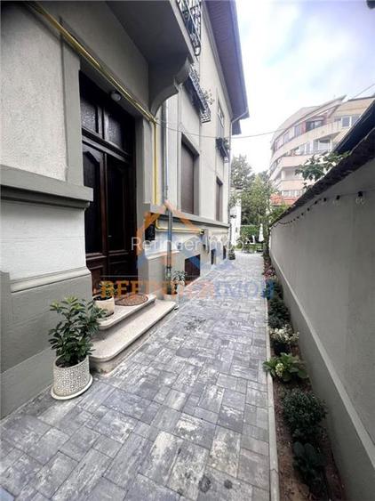 Vanzare Apartament 3 camere Cotroceni - Carol Davila