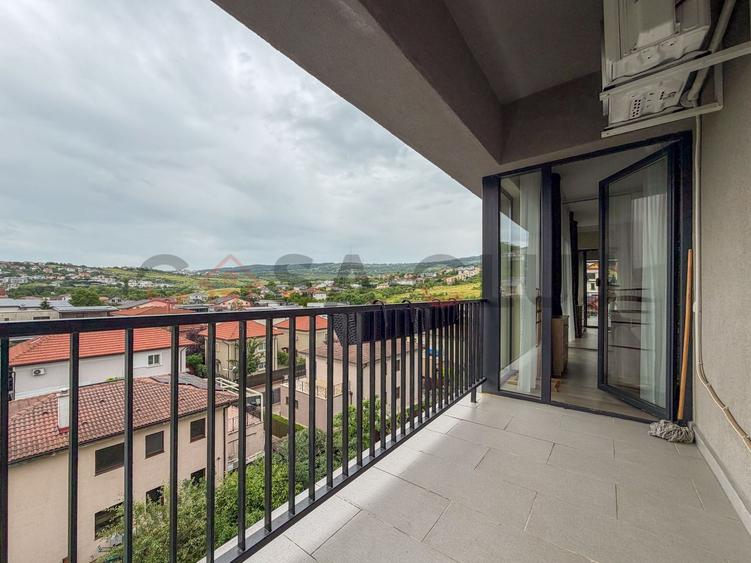 Apartament pe 2 niveluri, la cheie, Borhanci