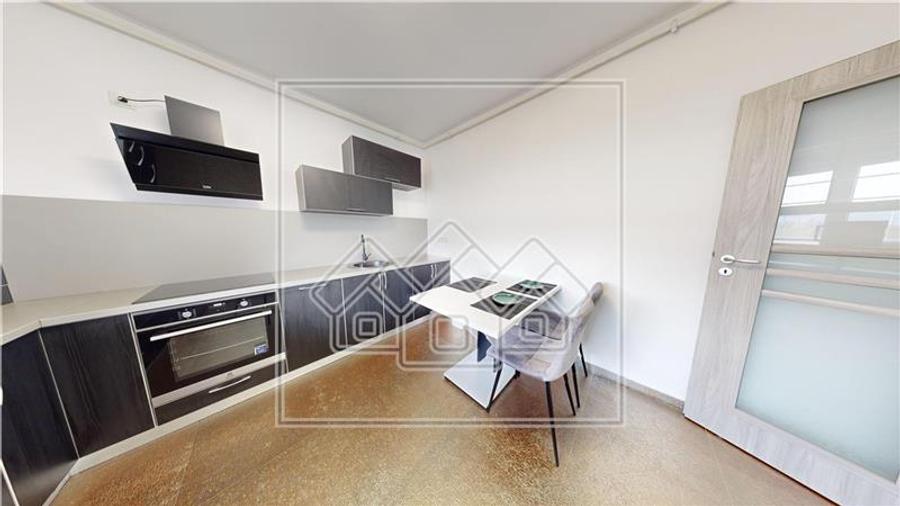 Penthouse superb cu 3 camere, 100 mp utili, terasa panoramica 110 mp