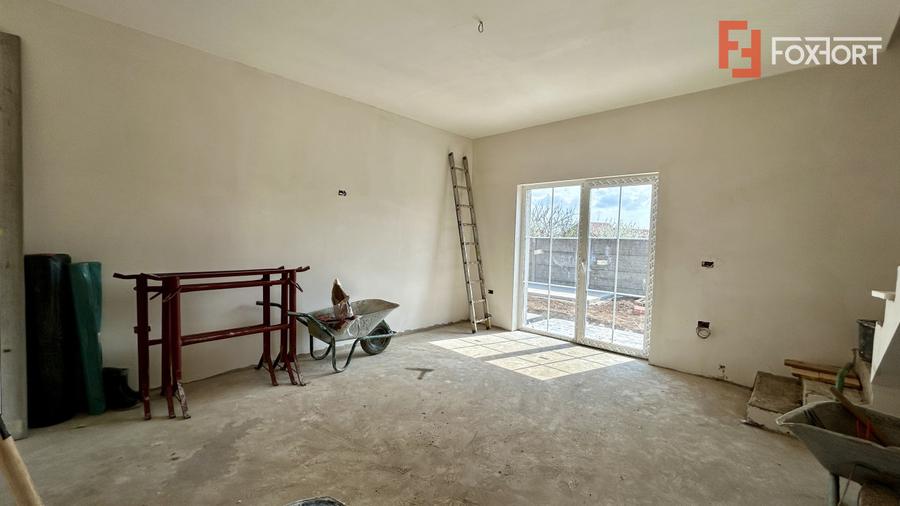 Duplex cu 3 camere parter + etaj - Sanandrei