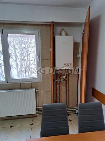 Gh. Lazar - Favorit, 2camere semidecomandat, et 3, centrala gaz, AC