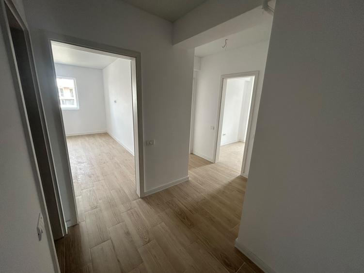 Apartament 2 camere decomandat, finalzat, metrou Berceni