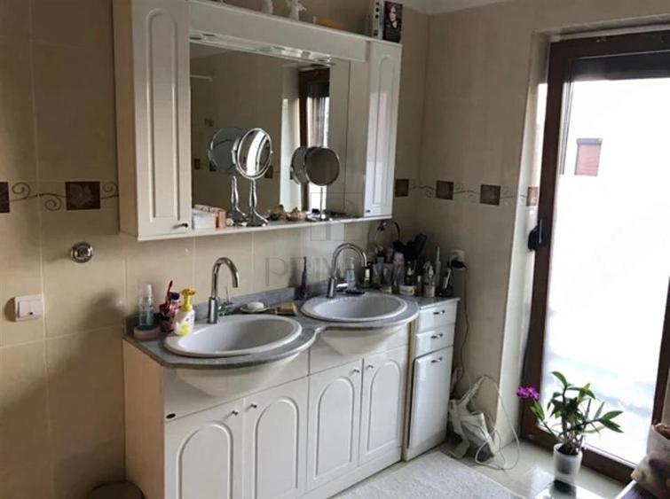 TORONTALULUI - Triplex - Garaj - 4 Camere - 384 mp Teren