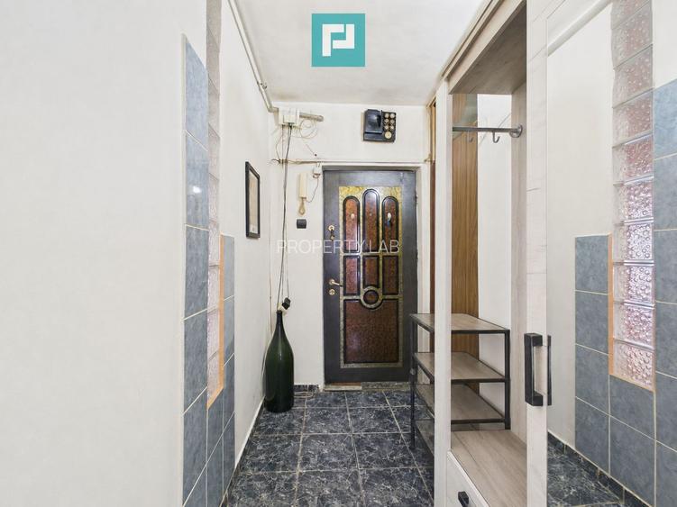 Apartament cu 3 camere, zona Soarelui - 9