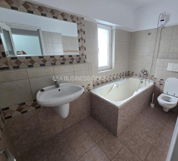 Oferta inchiriere 4 camere tip duplex pe bulevardul Unirii ( zona tribunal )