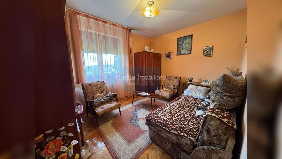 FARA COMISION! Apartament 2 camere, decomandat, zona HOTEL ROYAL - 2