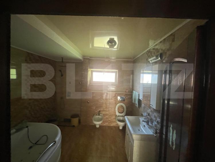 Apartament cu 4 camere, 111 m balcon de 20 mp si loc de parcare, Zalau