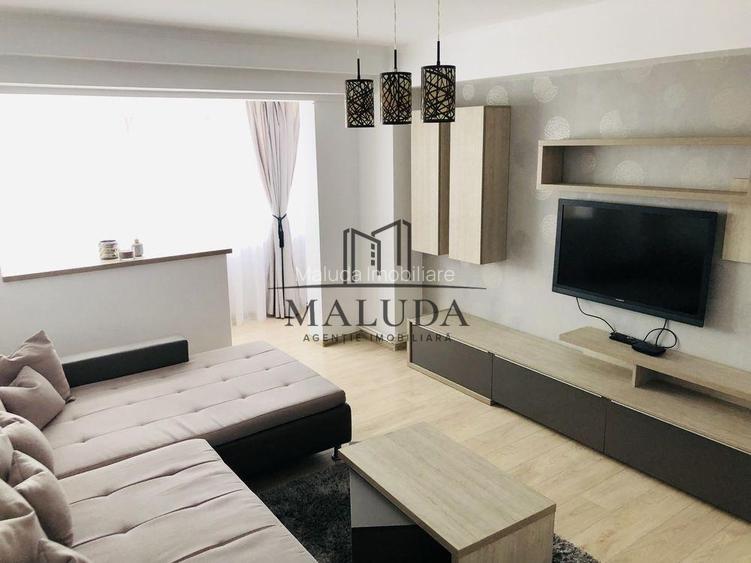 De închiriat | Ultracentral | 3 camere cf. 1 decomandat - 4