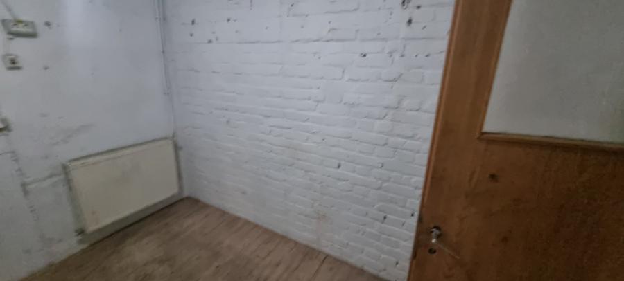 Hala zona Penitenciarului