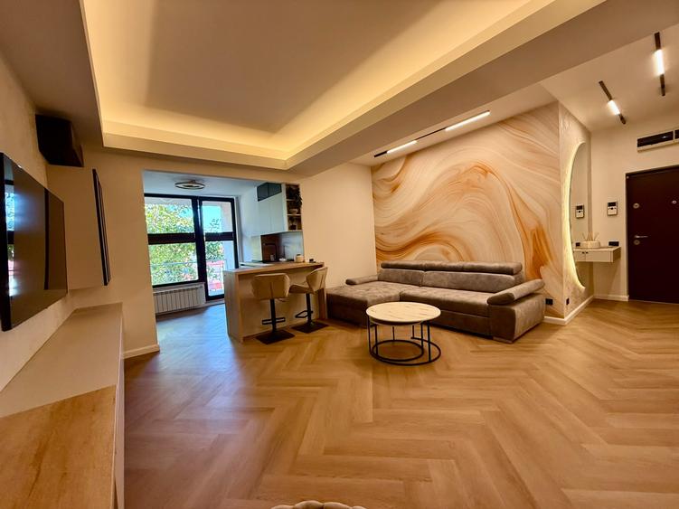 DE VÂNZARE – GARSONIERĂ | NORTH AREA LAKE VIEW | AVIAȚIEI – HERĂSTRĂ