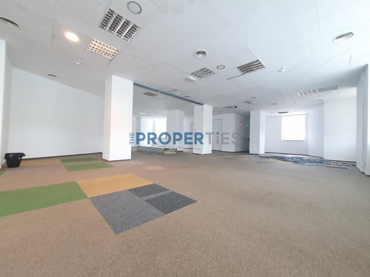 Vanzare cladire de birouri in zona Unirii - pentru sediu propriu sau investitie