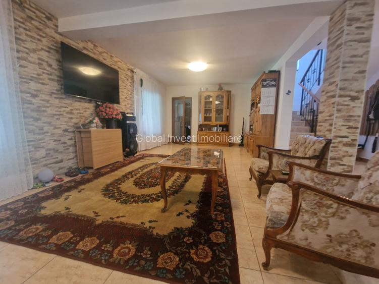 Valu lui Traian- Vila P+1, 4 camere, garaj, terasa, teren 716mp-260.000e neg - 39