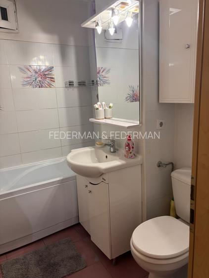 Apartament trei camere Dacia