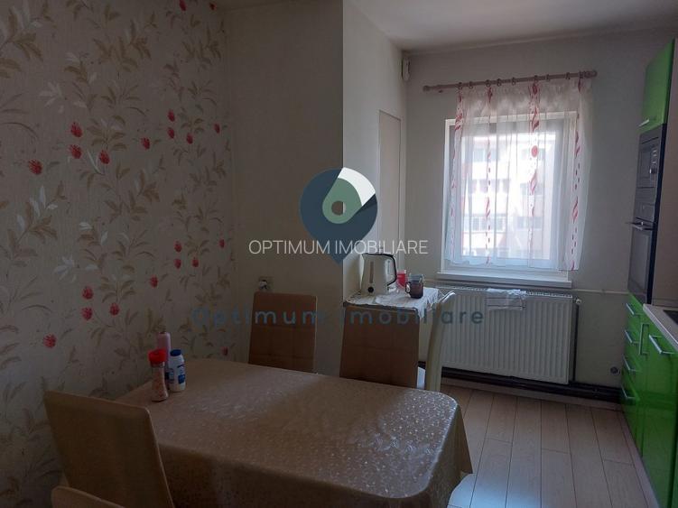 Apartament cu 4 camere de vanzare in Plopilor, etaj 3/4 ! - 3