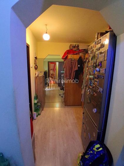 OCAZIE 3 CAMERE METROU GORJULUI - 19