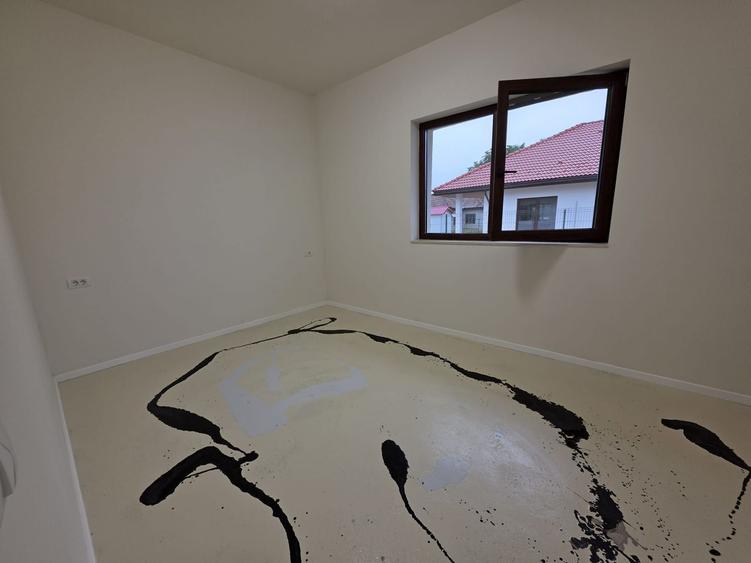 Casa individuala, pe un nivel,4 camere, 114mp utili, 750mp teren, Jucu