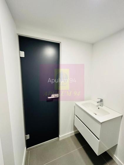 Vanzare spatiu comercial in zona Decebal - 9