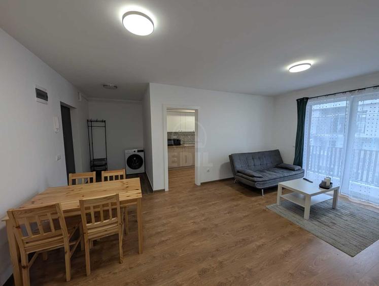 Apartament 2 camere, bucatarie separata, parcare, zona CETATII, Floresti