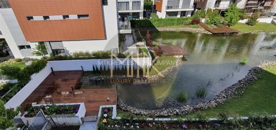 VILA DE LUX 8 camere, acces la lac privat | BANEASA